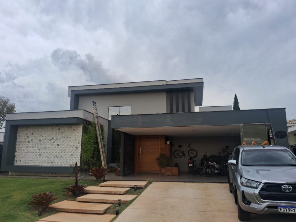 WhatsApp Image 2025-11-21 at 19.18.01